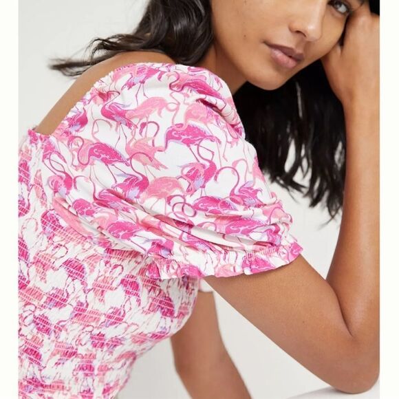 DOLAN ANTHROPOLOGIE Left Coast Print
Flamingo Smocked Cropped Top.Size M - Picture 3 of 12